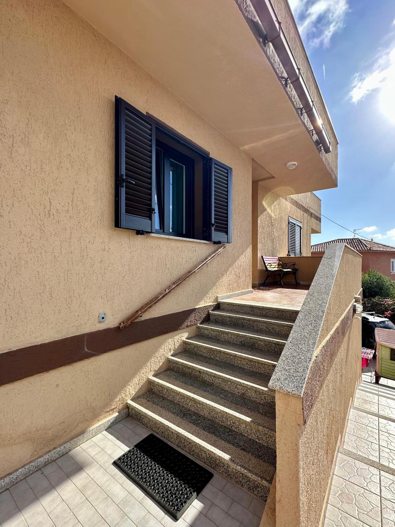 Apartamento Residenza M.e.M. La Maddalena La Maddalena  Exterior foto