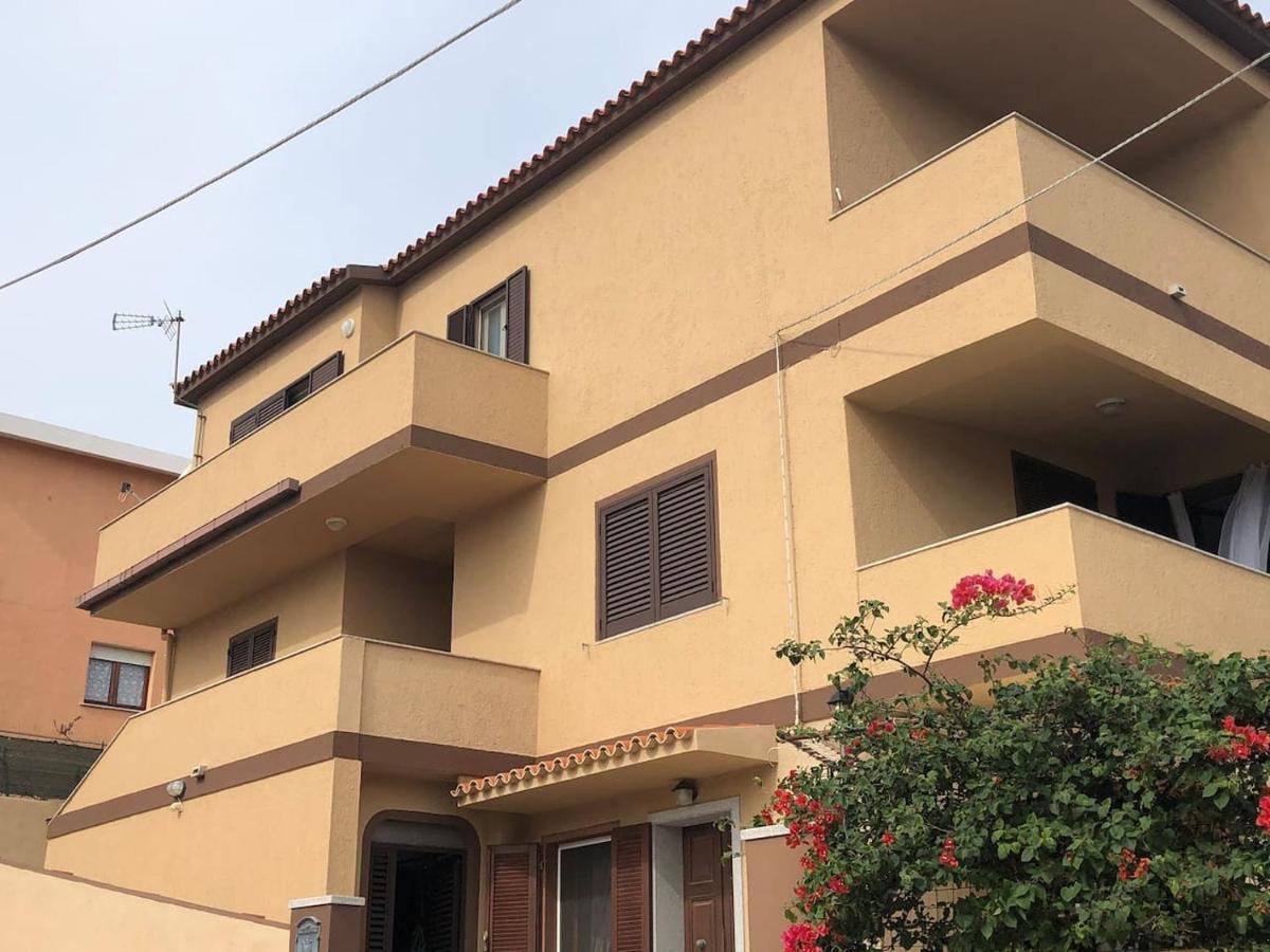 Apartamento Residenza M.e.M. La Maddalena La Maddalena  Exterior foto